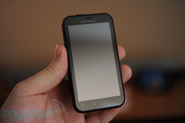 Name:  motorola-defy-review-05-sm.jpg
Views: 1088
Size:  25.0 KB